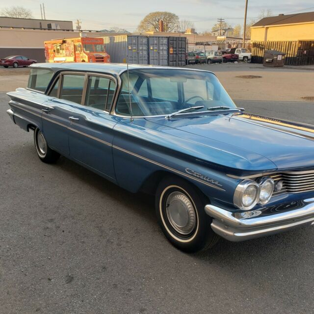 Pontiac Catalina 1960 image number 28