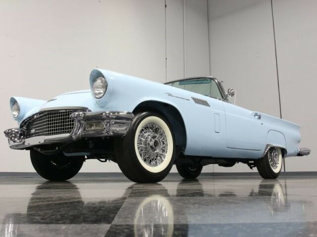 Ford Thunderbird 1957 image number 10