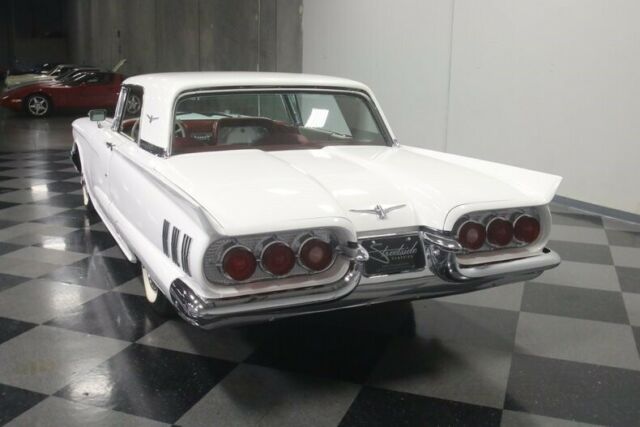 Ford Thunderbird 1960 image number 10