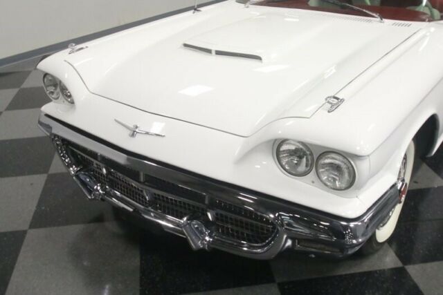 Ford Thunderbird 1960 image number 22