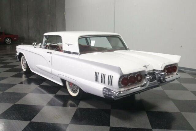 Ford Thunderbird 1960 image number 33