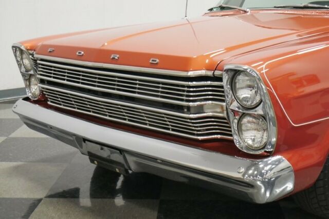 Ford Galaxie 1966 image number 22