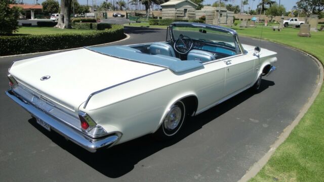 Chrysler 300 Series 1964 image number 2