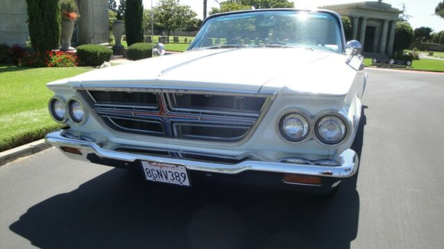 Chrysler 300 Series 1964 image number 27