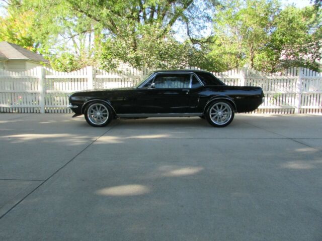 Ford Mustang 1967 image number 1