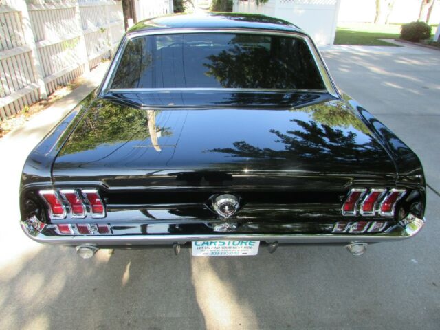 Ford Mustang 1967 image number 13