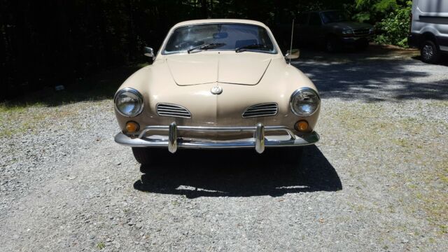 Volkswagen Karmann Ghia 1968 image number 7