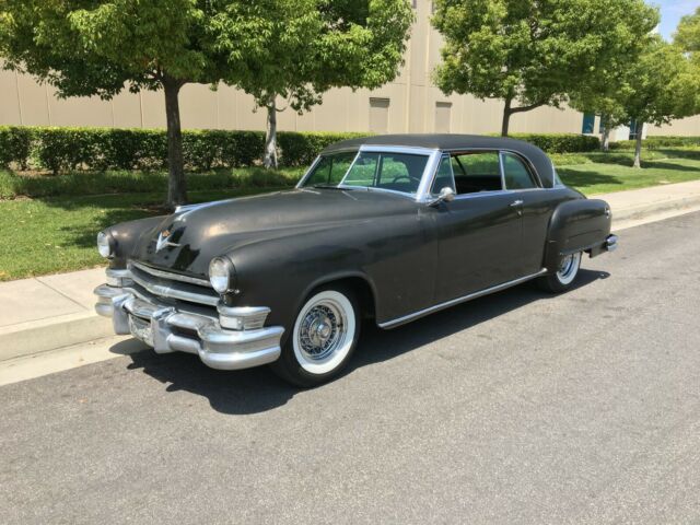 Chrysler Imperial 1952 image number 0