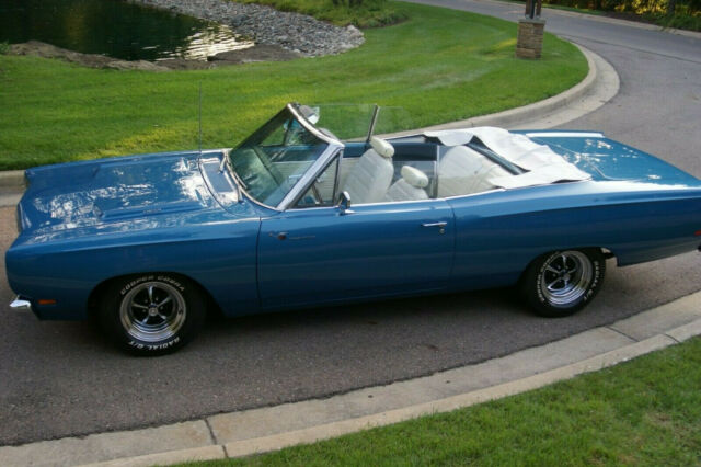 Plymouth Road Runner 1969 image number 1