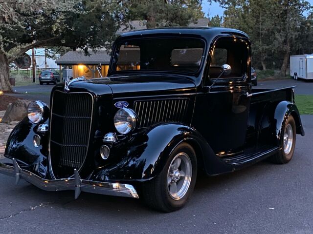 Ford Pickup 1936 image number 2