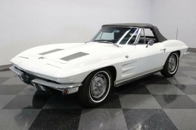 Chevrolet Corvette 1963 image number 22