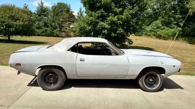 Plymouth Barracuda 1973 image number 1