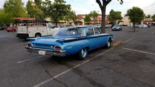 Ford Fairlane 1960 image number 23