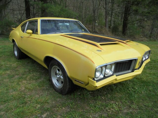 Oldsmobile Cutlass 1970 image number 2