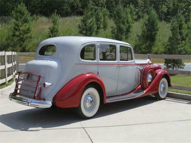 Packard Super Eight 1937 image number 26