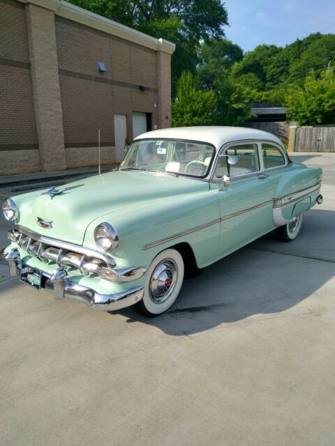 Chevrolet Bel Air/150/210 1954 image number 0