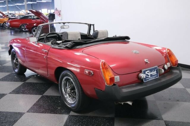 MG MGB 1975 image number 9