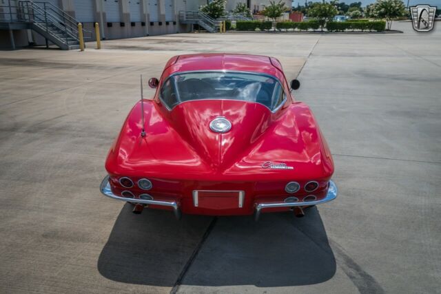 Chevrolet Corvette 1965 image number 27