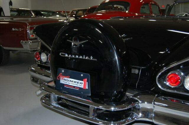 Chevrolet Impala Convertible 1958 image number 19