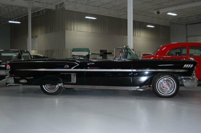 Chevrolet Impala Convertible 1958 image number 3