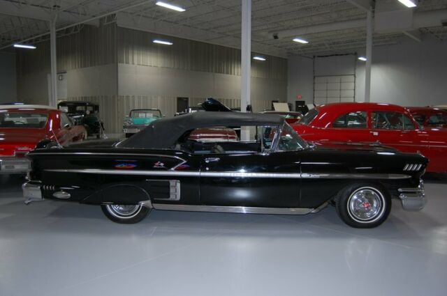 Chevrolet Impala Convertible 1958 image number 39