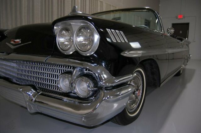 Chevrolet Impala Convertible 1958 image number 8