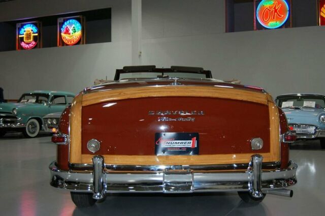 Chrysler Town & Country Woody Convertible 1949 image number 2