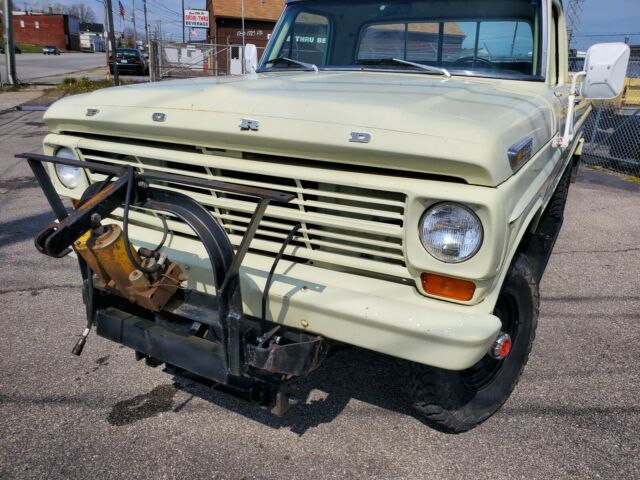 Ford F-250 1969 image number 38