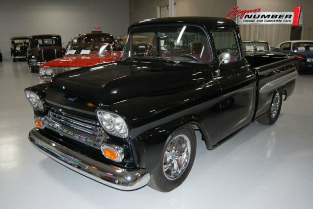 Chevrolet Apache 1959 image number 0