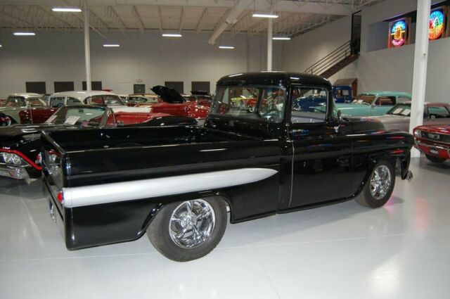 Chevrolet Apache 1959 image number 12