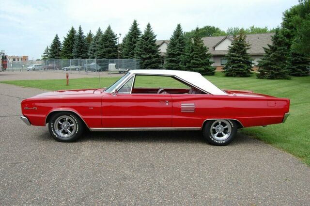 Dodge Coronet 1966 image number 28