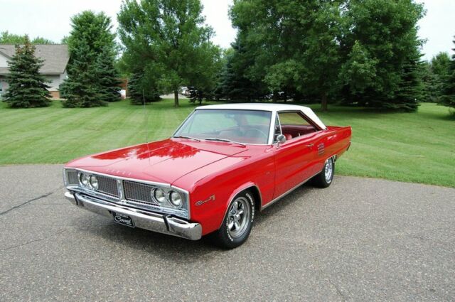 Dodge Coronet 1966 image number 29