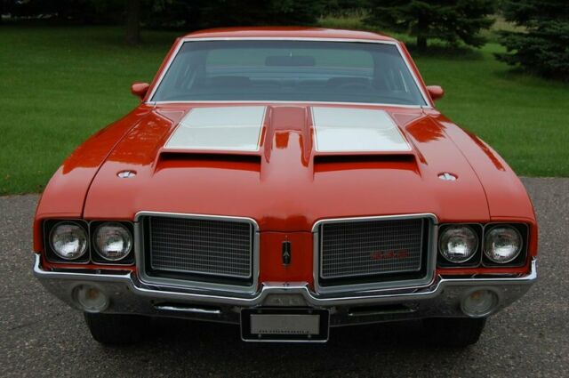 Oldsmobile 442 W-30 1972 image number 1