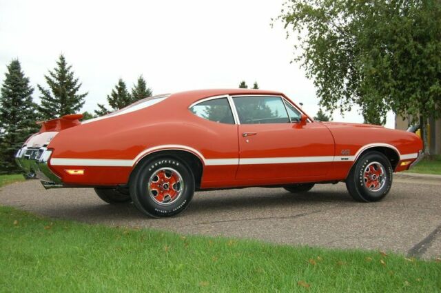 Oldsmobile 442 W-30 1972 image number 18