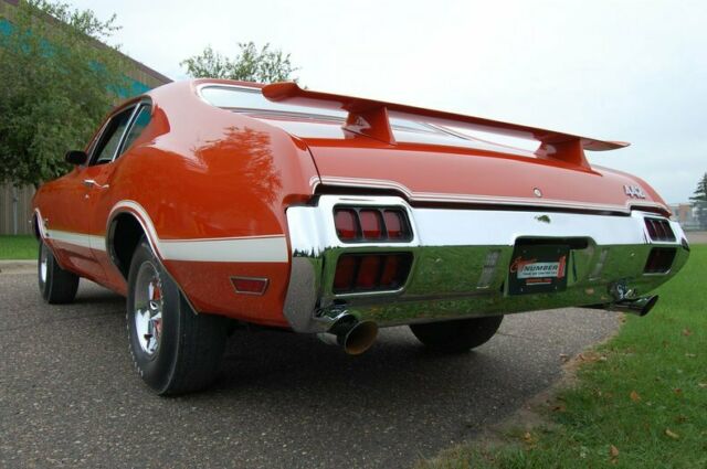 Oldsmobile 442 W-30 1972 image number 31