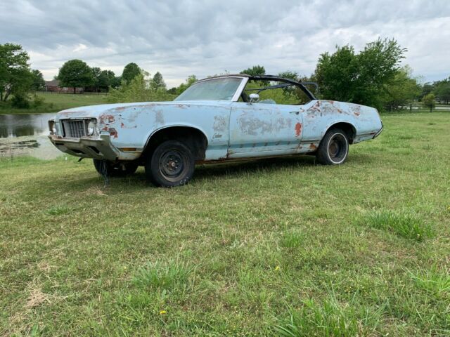 Oldsmobile Cutlass 1970 image number 13