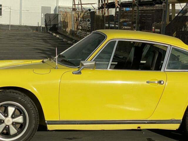 Porsche 911 1974 image number 28