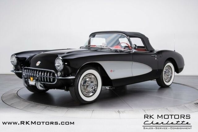 Chevrolet Corvette 1957 image number 30