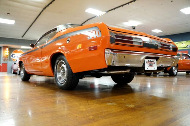 Plymouth Duster 1972 image number 10