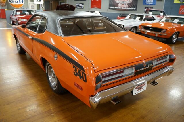 Plymouth Duster 1972 image number 15