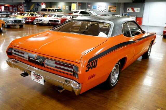 Plymouth Duster 1972 image number 17