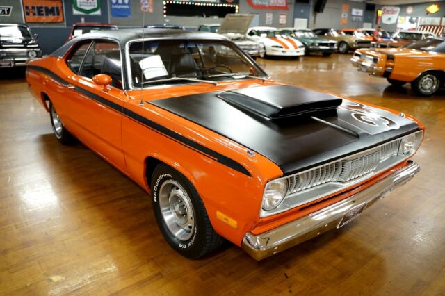 Plymouth Duster 1972 image number 19