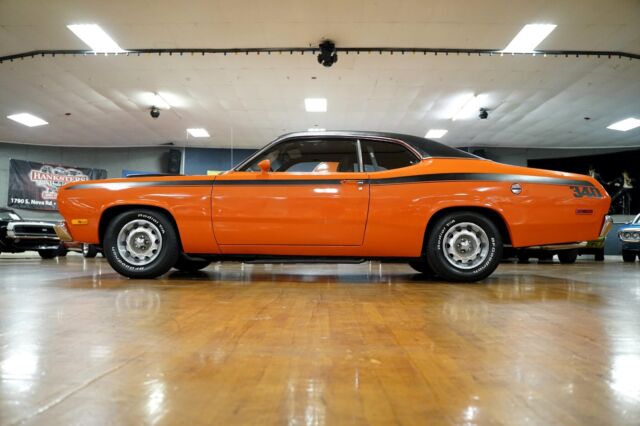 Plymouth Duster 1972 image number 21