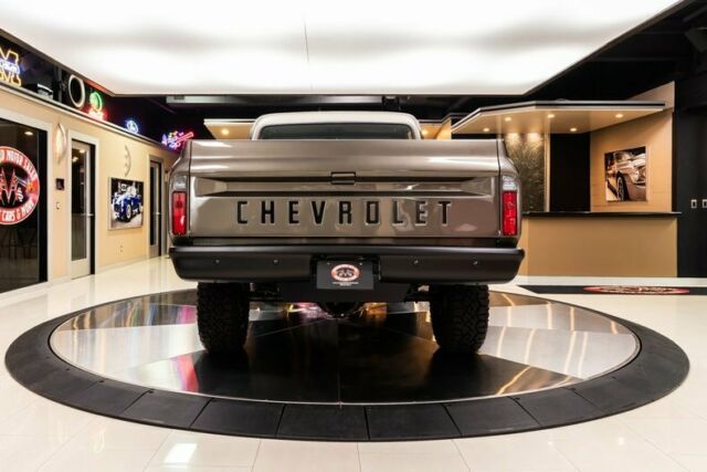 Chevrolet K-10 1969 image number 13