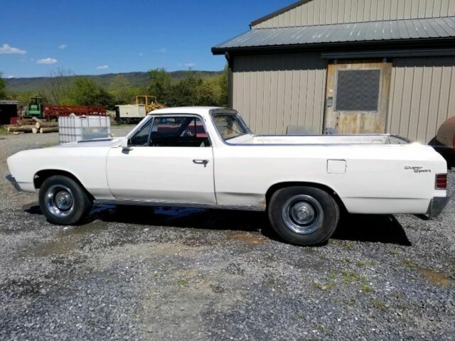 Chevrolet El Camino 1967 image number 23