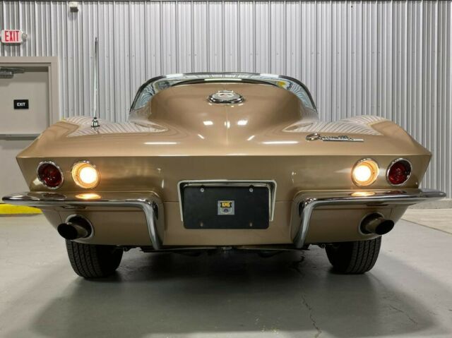 Chevrolet Corvette 1964 image number 4