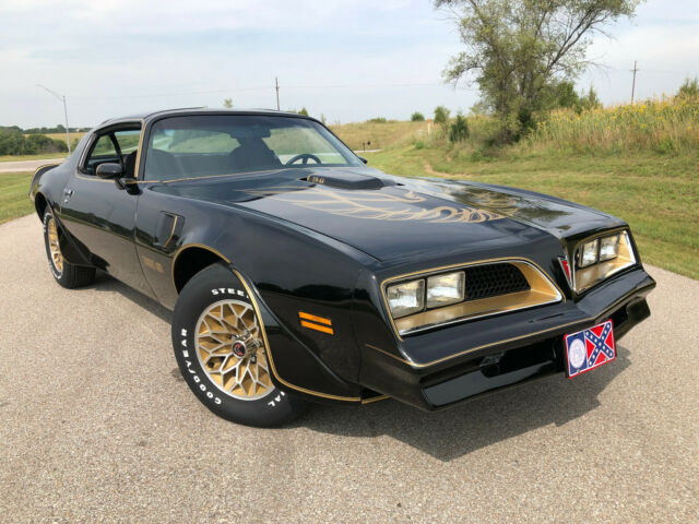 Pontiac Trans Am 1977 image number 26