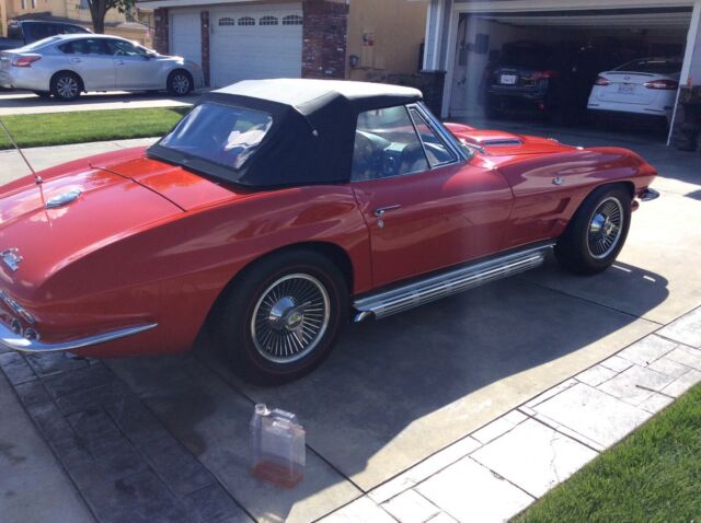 Chevrolet Corvette 1964 image number 20