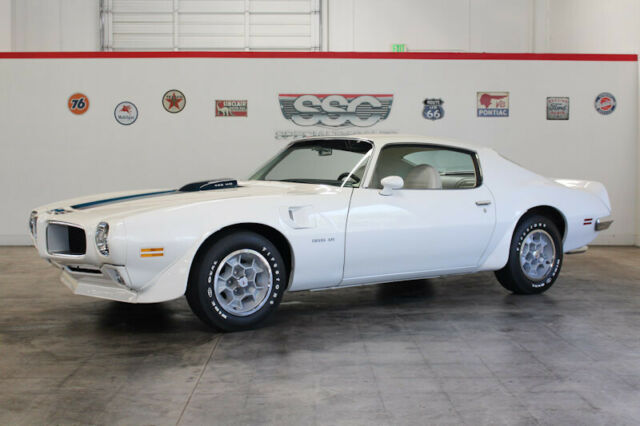 Pontiac Firebird 1972 image number 0