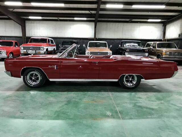 Plymouth Fury 1967 image number 1